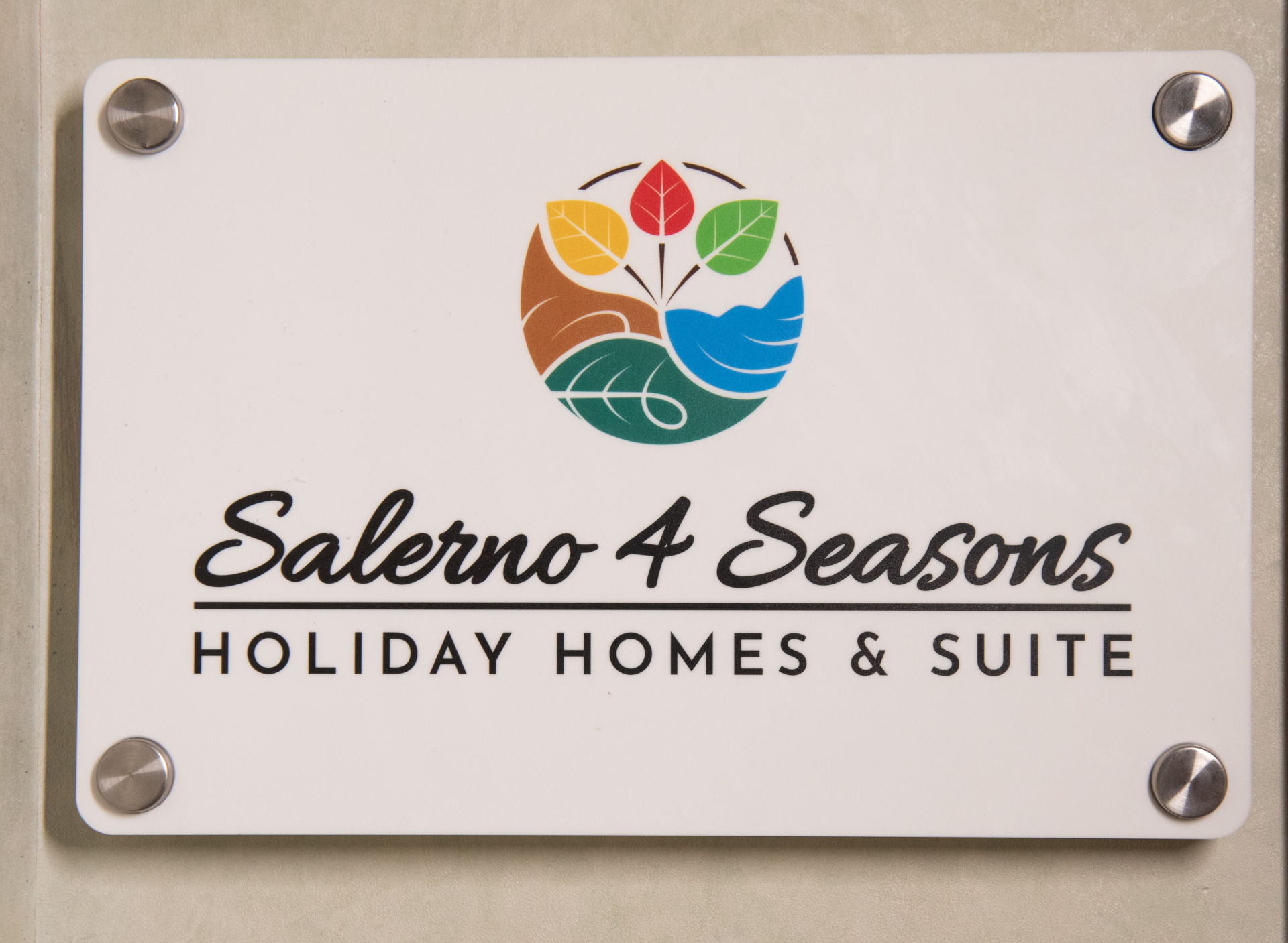 Salerno 4 Seasons - holiday Suites & Homes