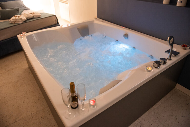 Suite Summer - Piscina idromassaggio biposto